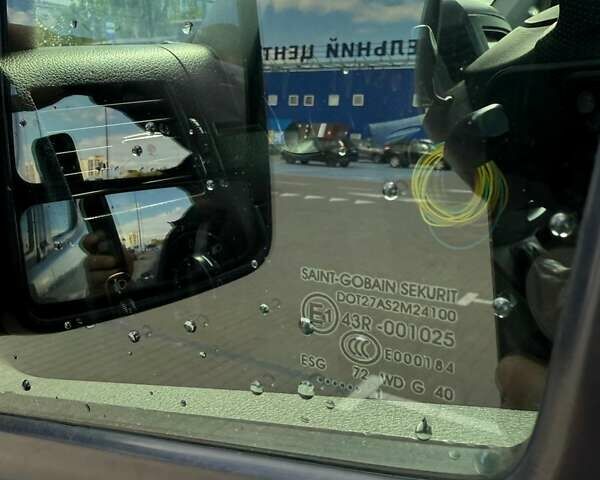 Сірий Мерседес Sprinter, об'ємом двигуна 2.99 л та пробігом 574 тис. км за 22500 $, фото 87 на Automoto.ua