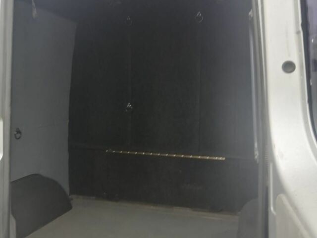 Серый Мерседес Sprinter, объемом двигателя 2 л и пробегом 400 тыс. км за 16300 $, фото 9 на Automoto.ua