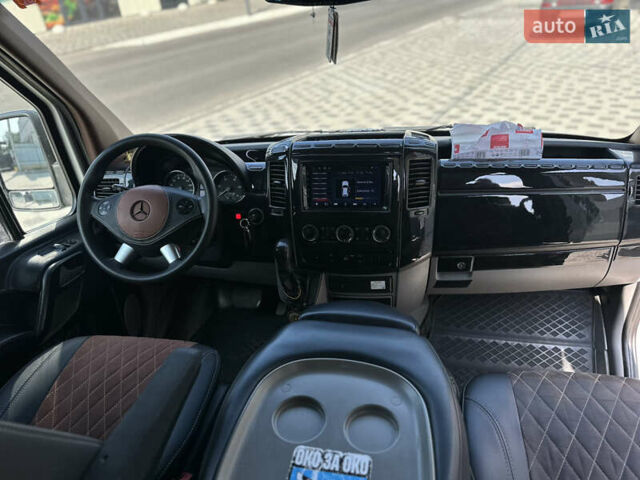 Серый Мерседес Sprinter, объемом двигателя 0 л и пробегом 820 тыс. км за 22500 $, фото 12 на Automoto.ua