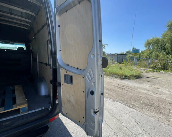 Сірий Мерседес Sprinter, об'ємом двигуна 2.2 л та пробігом 300 тис. км за 20200 $, фото 24 на Automoto.ua