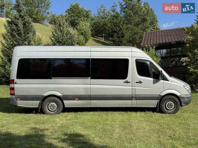 Серый Мерседес Sprinter, объемом двигателя 2.14 л и пробегом 390 тыс. км за 30000 $, фото 3 на Automoto.ua