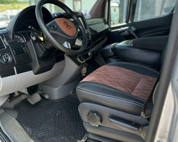 Серый Мерседес Sprinter, объемом двигателя 0 л и пробегом 820 тыс. км за 22500 $, фото 1 на Automoto.ua