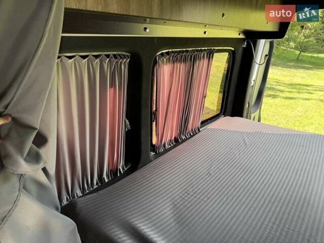 Серый Мерседес Sprinter, объемом двигателя 2.14 л и пробегом 390 тыс. км за 30000 $, фото 20 на Automoto.ua