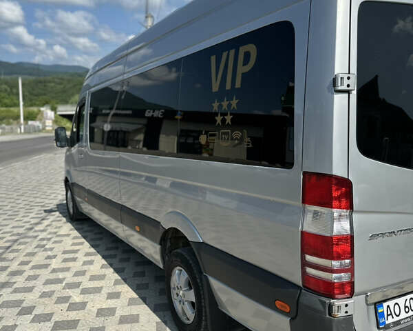 Серый Мерседес Sprinter, объемом двигателя 0 л и пробегом 820 тыс. км за 22500 $, фото 7 на Automoto.ua
