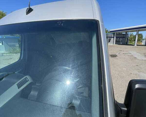 Сірий Мерседес Sprinter, об'ємом двигуна 2.2 л та пробігом 300 тис. км за 20200 $, фото 44 на Automoto.ua
