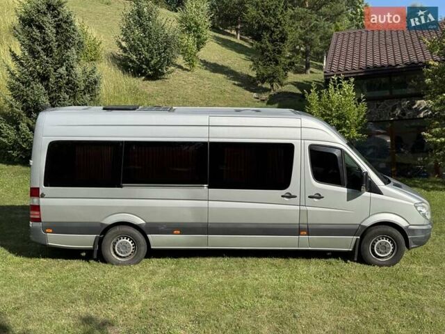Серый Мерседес Sprinter, объемом двигателя 2.14 л и пробегом 390 тыс. км за 30000 $, фото 5 на Automoto.ua