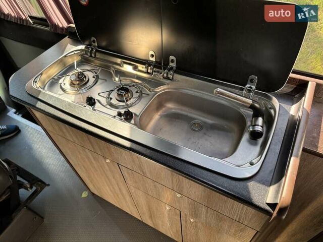 Серый Мерседес Sprinter, объемом двигателя 2.14 л и пробегом 390 тыс. км за 30000 $, фото 37 на Automoto.ua