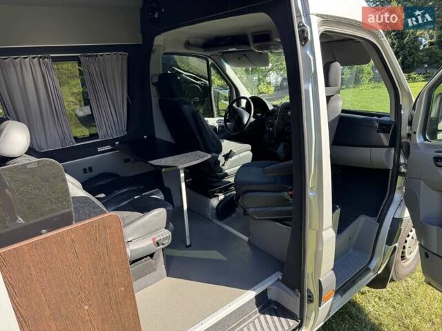 Серый Мерседес Sprinter, объемом двигателя 2.14 л и пробегом 390 тыс. км за 30000 $, фото 40 на Automoto.ua
