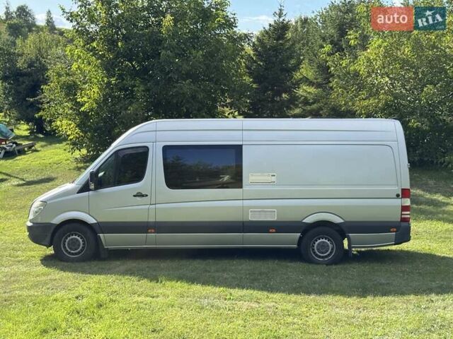 Серый Мерседес Sprinter, объемом двигателя 2.14 л и пробегом 390 тыс. км за 30000 $, фото 11 на Automoto.ua