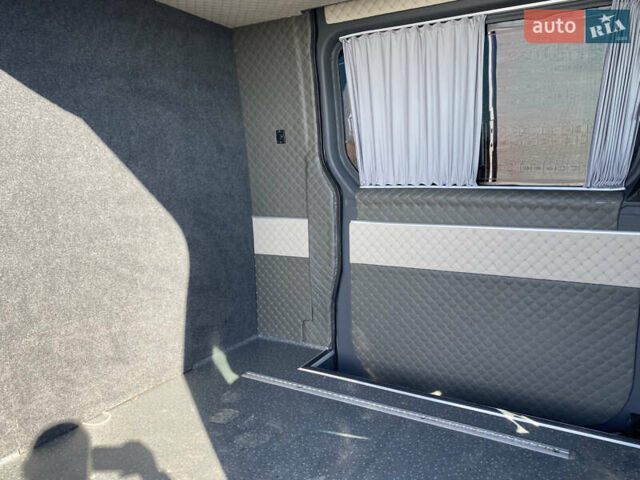 Серый Мерседес Sprinter, объемом двигателя 2.99 л и пробегом 375 тыс. км за 33900 $, фото 14 на Automoto.ua