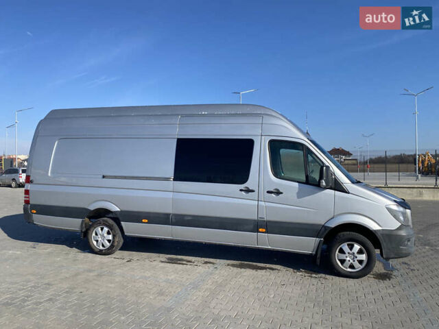 Серый Мерседес Sprinter, объемом двигателя 2.99 л и пробегом 375 тыс. км за 33900 $, фото 1 на Automoto.ua