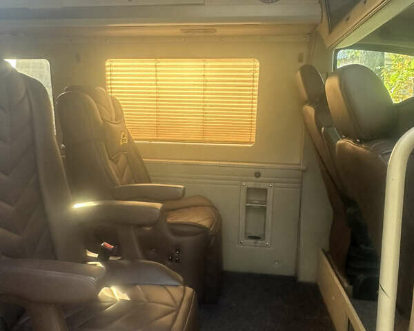 Серый Мерседес Sprinter, объемом двигателя 2.2 л и пробегом 525 тыс. км за 22000 $, фото 7 на Automoto.ua