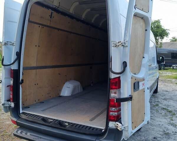 Серый Мерседес Sprinter, объемом двигателя 2.2 л и пробегом 271 тыс. км за 22300 $, фото 16 на Automoto.ua