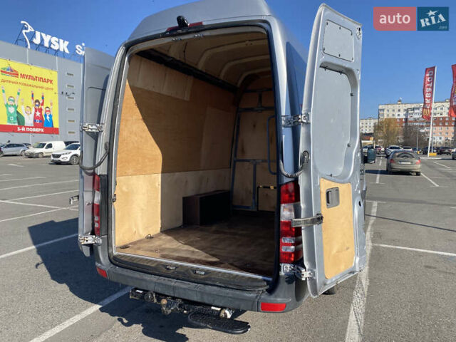 Серый Мерседес Sprinter, объемом двигателя 2.99 л и пробегом 375 тыс. км за 33900 $, фото 21 на Automoto.ua