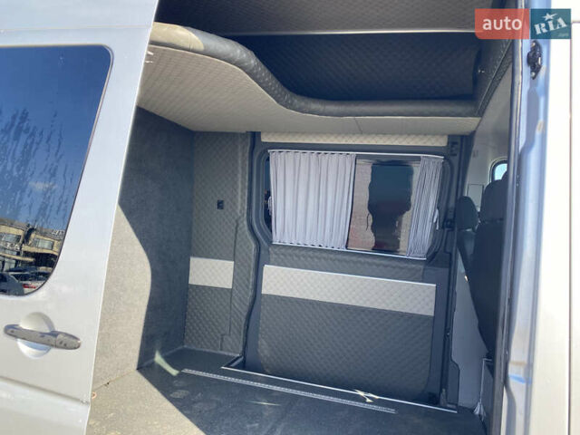 Серый Мерседес Sprinter, объемом двигателя 2.99 л и пробегом 375 тыс. км за 33900 $, фото 16 на Automoto.ua