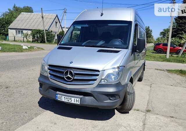 Серый Мерседес Sprinter, объемом двигателя 2.2 л и пробегом 296 тыс. км за 14800 $, фото 13 на Automoto.ua