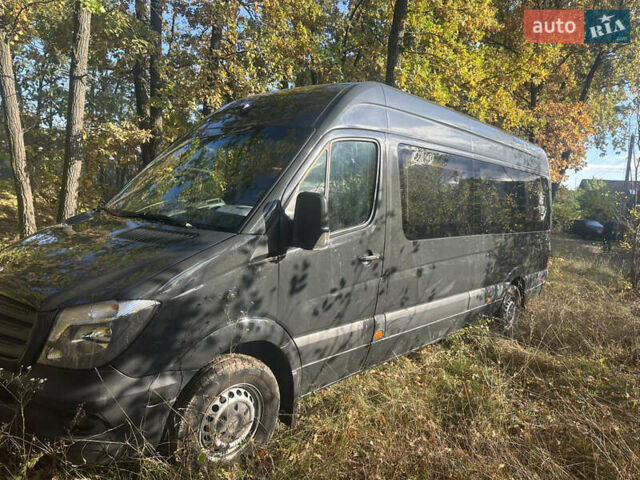 Серый Мерседес Sprinter, объемом двигателя 2.2 л и пробегом 525 тыс. км за 22000 $, фото 1 на Automoto.ua