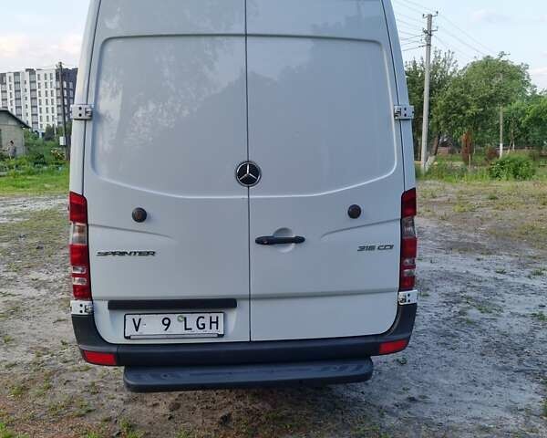 Серый Мерседес Sprinter, объемом двигателя 2.2 л и пробегом 271 тыс. км за 22300 $, фото 13 на Automoto.ua