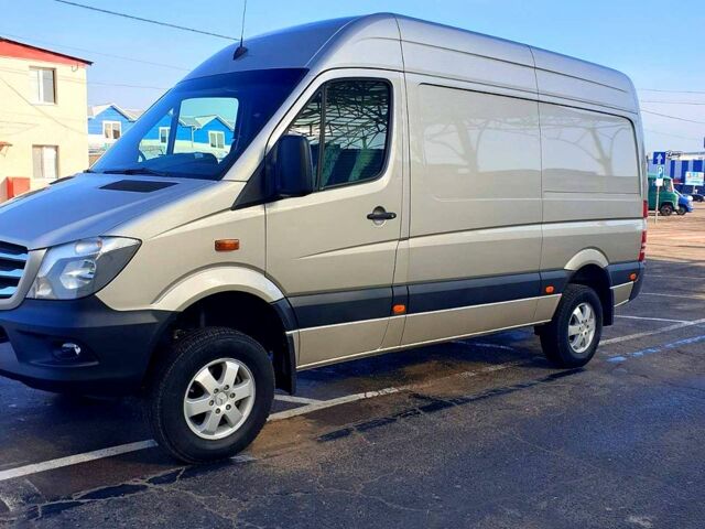 Серый Мерседес Sprinter, объемом двигателя 3 л и пробегом 253 тыс. км за 25000 $, фото 1 на Automoto.ua
