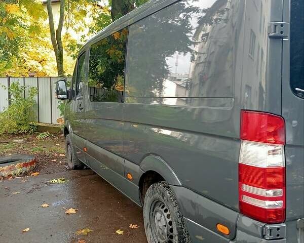 Сірий Мерседес Sprinter, об'ємом двигуна 2.14 л та пробігом 249 тис. км за 17000 $, фото 7 на Automoto.ua