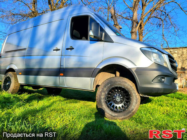 Сірий Мерседес Sprinter, об'ємом двигуна 3 л та пробігом 101 тис. км за 36500 $, фото 4 на Automoto.ua
