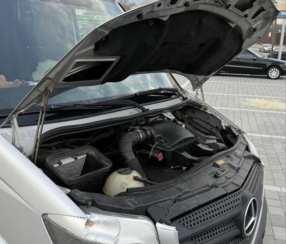Сірий Мерседес Sprinter, об'ємом двигуна 2.1 л та пробігом 290 тис. км за 15200 $, фото 10 на Automoto.ua