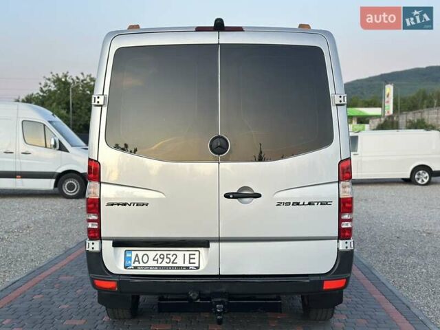 Сірий Мерседес Sprinter, об'ємом двигуна 3 л та пробігом 481 тис. км за 21900 $, фото 3 на Automoto.ua