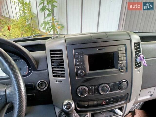 Сірий Мерседес Sprinter, об'ємом двигуна 2.14 л та пробігом 249 тис. км за 17000 $, фото 1 на Automoto.ua