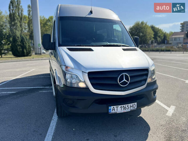 Сірий Мерседес Sprinter, об'ємом двигуна 2.2 л та пробігом 720 тис. км за 18800 $, фото 2 на Automoto.ua