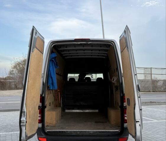Сірий Мерседес Sprinter, об'ємом двигуна 2.1 л та пробігом 290 тис. км за 15200 $, фото 4 на Automoto.ua