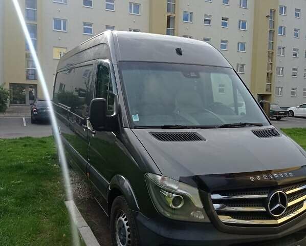 Серый Мерседес Sprinter, объемом двигателя 3 л и пробегом 299 тыс. км за 33000 $, фото 5 на Automoto.ua