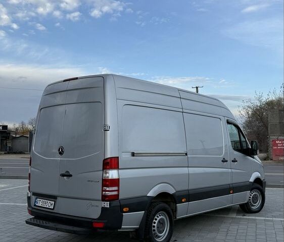 Сірий Мерседес Sprinter, об'ємом двигуна 2.1 л та пробігом 290 тис. км за 15200 $, фото 2 на Automoto.ua