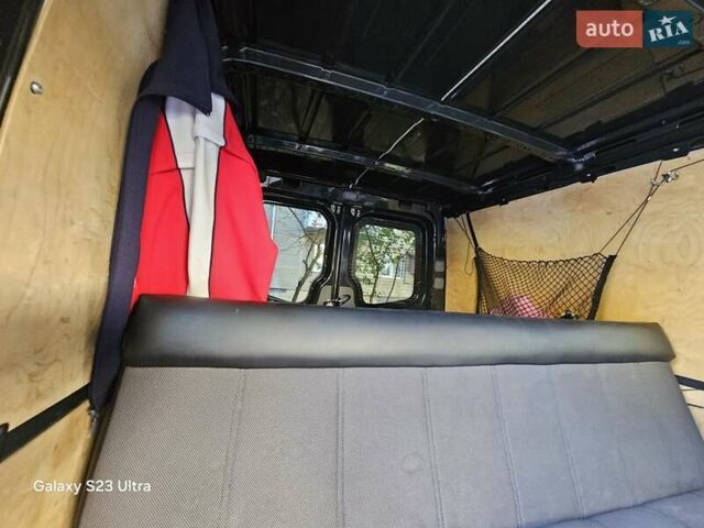 Серый Мерседес Sprinter, объемом двигателя 2.14 л и пробегом 248 тыс. км за 21900 $, фото 15 на Automoto.ua