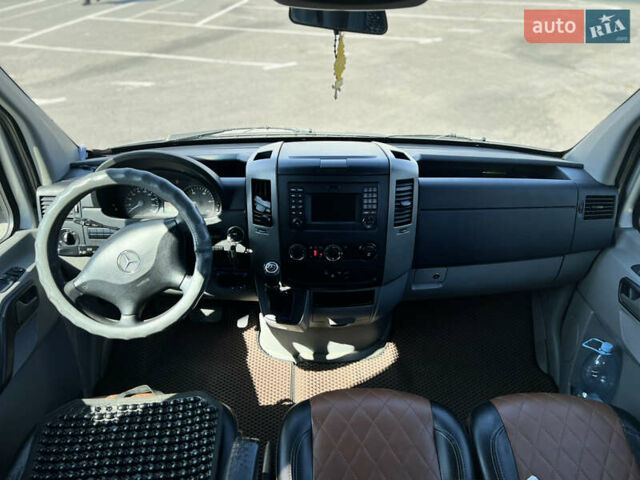 Сірий Мерседес Sprinter, об'ємом двигуна 2.2 л та пробігом 720 тис. км за 18800 $, фото 10 на Automoto.ua