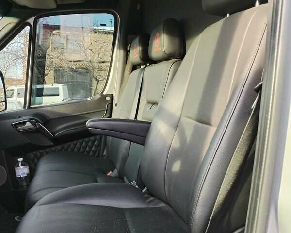 Сірий Мерседес Sprinter, об'ємом двигуна 3 л та пробігом 285 тис. км за 40000 $, фото 15 на Automoto.ua