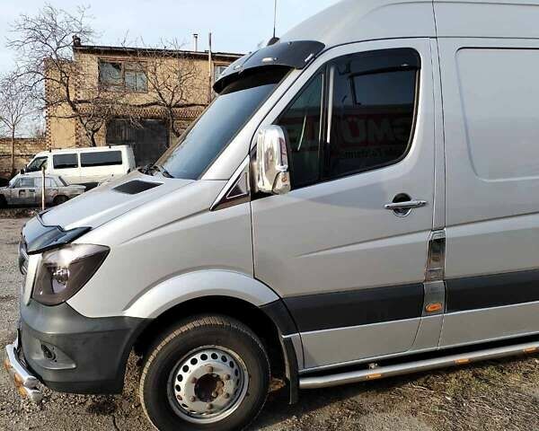 Сірий Мерседес Sprinter, об'ємом двигуна 3 л та пробігом 285 тис. км за 40000 $, фото 5 на Automoto.ua