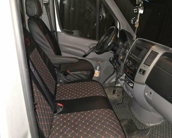 Серый Мерседес Sprinter, объемом двигателя 2.2 л и пробегом 585 тыс. км за 22500 $, фото 4 на Automoto.ua