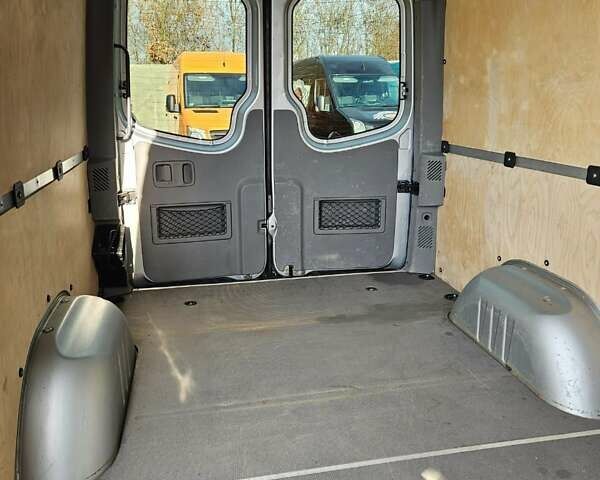 Серый Мерседес Sprinter, объемом двигателя 2.2 л и пробегом 206 тыс. км за 19399 $, фото 23 на Automoto.ua