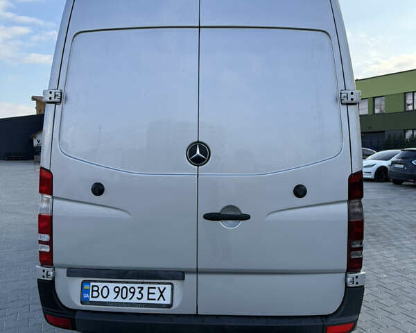 Сірий Мерседес Sprinter, об'ємом двигуна 2.99 л та пробігом 412 тис. км за 36500 $, фото 8 на Automoto.ua
