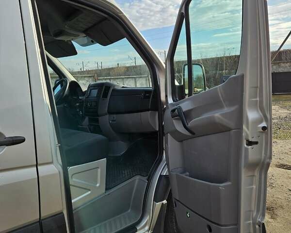 Серый Мерседес Sprinter, объемом двигателя 2.2 л и пробегом 206 тыс. км за 19399 $, фото 24 на Automoto.ua