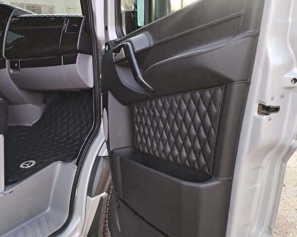 Сірий Мерседес Sprinter, об'ємом двигуна 3 л та пробігом 285 тис. км за 40000 $, фото 21 на Automoto.ua