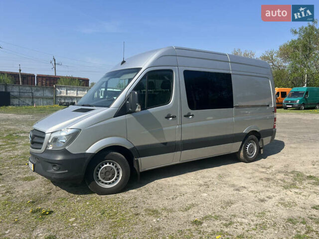 Серый Мерседес Sprinter, объемом двигателя 2.2 л и пробегом 207 тыс. км за 18999 $, фото 6 на Automoto.ua