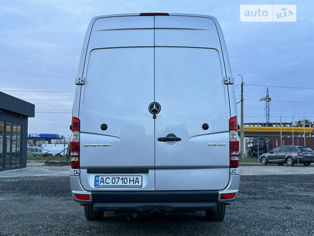 Серый Мерседес Sprinter, объемом двигателя 2.1 л и пробегом 322 тыс. км за 21900 $, фото 5 на Automoto.ua