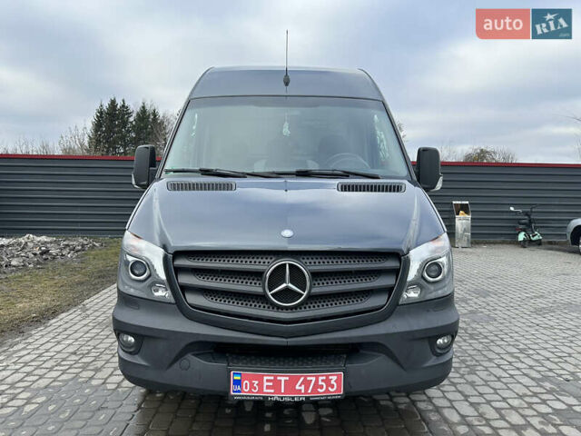 Серый Мерседес Sprinter, объемом двигателя 3 л и пробегом 428 тыс. км за 23800 $, фото 3 на Automoto.ua