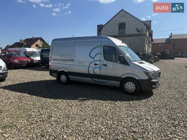 Серый Мерседес Sprinter, объемом двигателя 2.2 л и пробегом 205 тыс. км за 16900 $, фото 9 на Automoto.ua