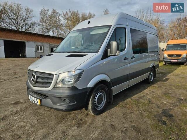 Серый Мерседес Sprinter, объемом двигателя 2.2 л и пробегом 206 тыс. км за 19399 $, фото 3 на Automoto.ua