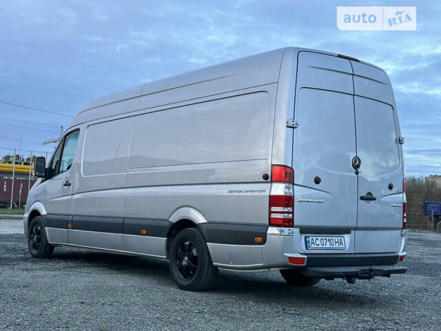 Серый Мерседес Sprinter, объемом двигателя 2.1 л и пробегом 322 тыс. км за 21900 $, фото 6 на Automoto.ua