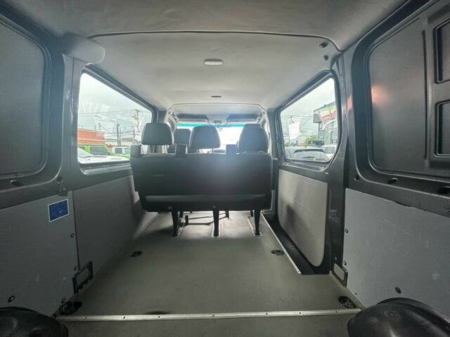 Серый Мерседес Sprinter, объемом двигателя 3 л и пробегом 126 тыс. км за 11600 $, фото 18 на Automoto.ua