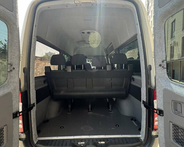 Сірий Мерседес Sprinter, об'ємом двигуна 2.14 л та пробігом 46 тис. км за 30500 $, фото 23 на Automoto.ua