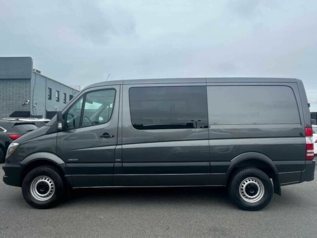 Серый Мерседес Sprinter, объемом двигателя 3 л и пробегом 126 тыс. км за 11600 $, фото 2 на Automoto.ua